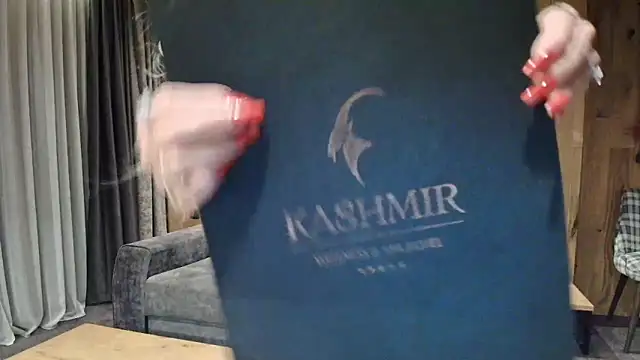 Snapshot of Roshana16 chatting on March 2026 09:21:02 PM Roshana16 online show from March 2026 09:21:02 PM