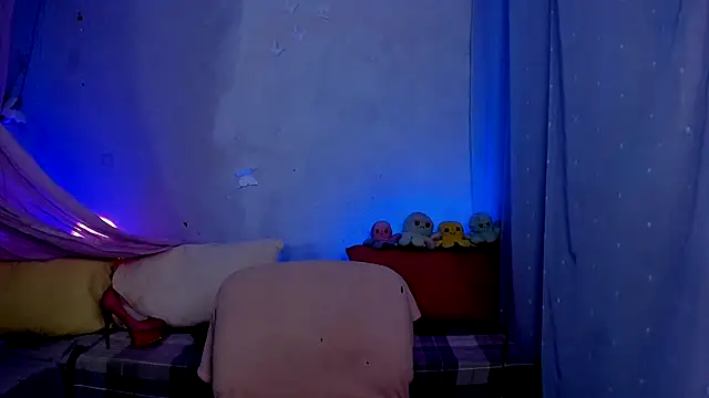 Snapshot of LickLizzy chatting on February 2025 05:20:02 AM LickLizzy online show from February 2025 05:20:02 AM