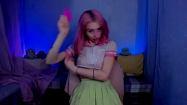 Snapshot of LickLizzy chatting on February 2025 04:11:02 AM LickLizzy online show from February 2025 04:11:02 AM