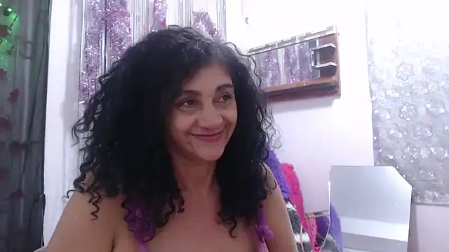 heyline milf online show from February 2025 09:35:02 PM