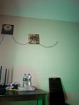 Keli Jessi online show from April 2026 08:09:01 PM