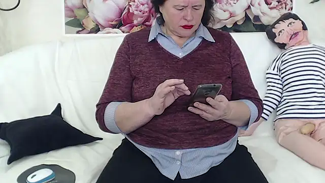 Snapshot of FlaviaSquirts chatting on February 2025 08:55:02 AM FlaviaSquirts online show from February 2025 08:55:02 AM