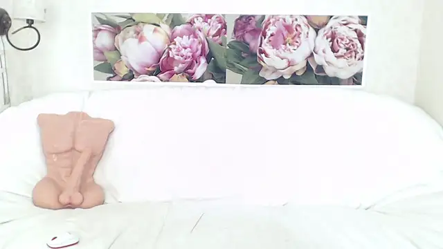 FlaviaSquirts online show from June 2026 08:31:01 AM