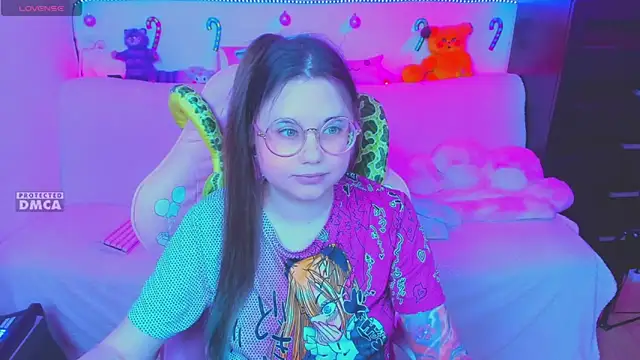 Snapshot of Lolisuccub chatting on January 2025 07:32:01 PM Lolisuccub online show from January 2025 07:32:01 PM