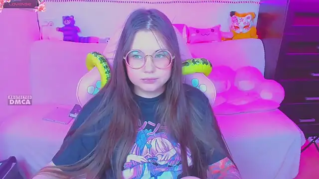 Snapshot of Lolisuccub chatting on February 2025 06:27:02 PM Lolisuccub online show from February 2025 06:27:02 PM