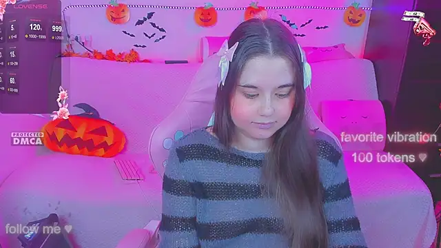 Snapshot of Lolisuccub chatting on October 2025 06:52:02 PM Lolisuccub online show from October 2025 06:52:02 PM