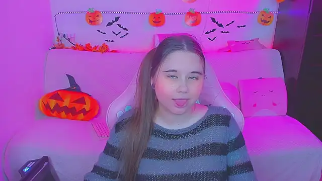 Snapshot of Lolisuccub chatting on October 2025 06:31:02 PM Lolisuccub online show from October 2025 06:31:02 PM