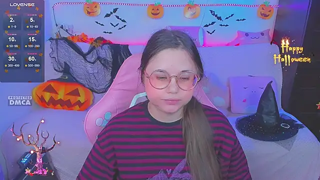 Snapshot of Lolisuccub chatting on November 2025 05:57:02 PM Lolisuccub online show from November 2025 05:57:02 PM