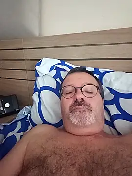 Snapshot of mike9473 chatting on September 2025 05:51:01 AM mike9473 online show from September 2025 05:51:01 AM