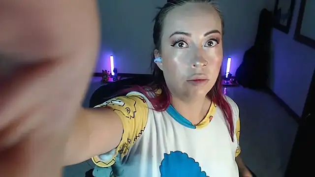 charlottezoe15 online show from April 2026 09:30:01 AM