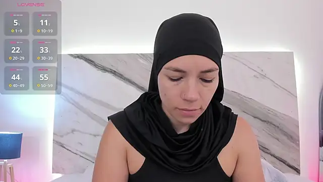 aisha vs online show from March 2026 01:12:02 PM