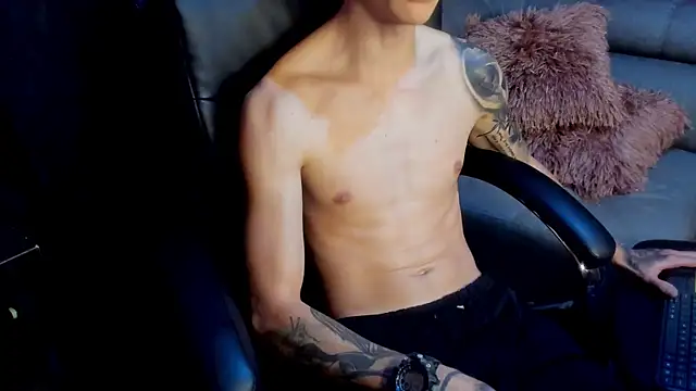 Dmtry6 online show from February 2025 09:58:01 PM