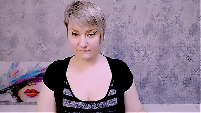 Djullia online show from March 2025 12:13:01 PM