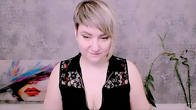 Djullia online show from February 2026 06:17:01 AM