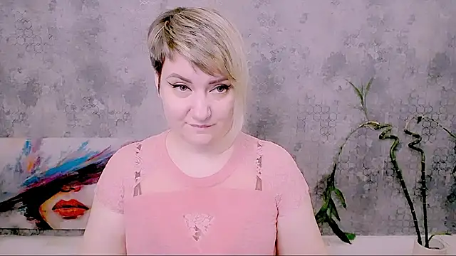 Djullia online show from April 2026 06:03:02 AM