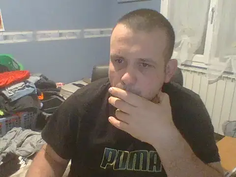 manubm03 online show from February 2026 05:24:01 AM