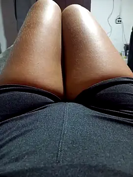 annie-19 online show from January 2025 02:30:02 PM