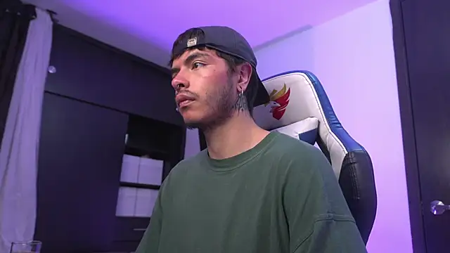 Snapshot of _morghan_ chatting on April 2026 01:33:01 AM morghan online show from April 2026 01:33:01 AM