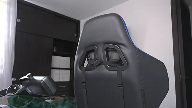 Snapshot of _morghan_ chatting on April 2026 05:18:01 PM morghan online show from April 2026 05:18:01 PM