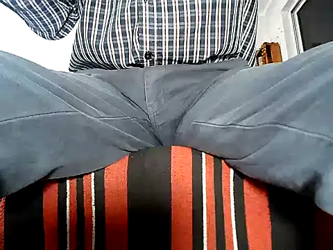 Snapshot of manan28 chatting on November 2025 12:15:02 PM manan28 online show from November 2025 12:15:02 PM