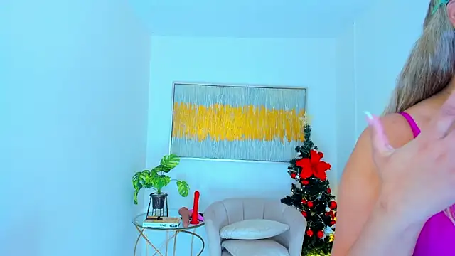 Carlota peach online show from December 2024 01:28:01 PM