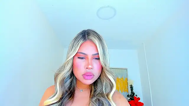 Carlota peach online show from December 2024 03:13:02 PM