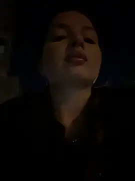 Snapshot of KrisMagnoly chatting on April 2026 06:34:01 PM KrisMagnoly online show from April 2026 06:34:01 PM