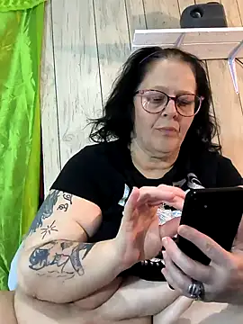 davisdesiresxh online show from January 2025 03:34:01 PM