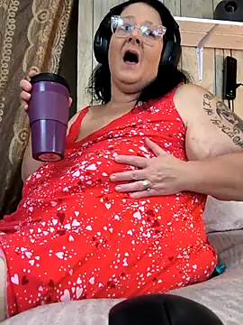 davisdesiresxh online show from September 2025 05:12:02 PM