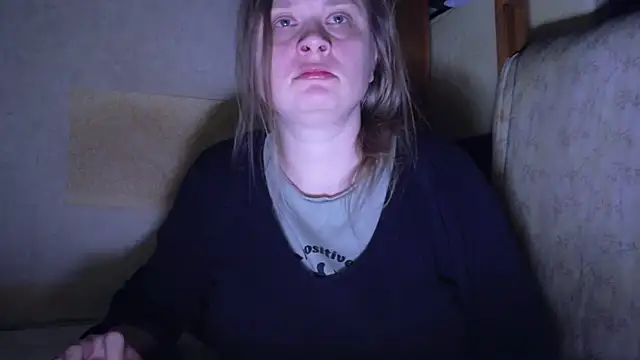 Snapshot of FrumCake chatting on March 2026 11:33:01 PM FrumCake online show from March 2026 11:33:01 PM