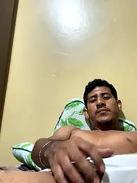 Snapshot of Andreson26 chatting on November 2025 07:47:02 PM Andreson26 online show from November 2025 07:47:02 PM