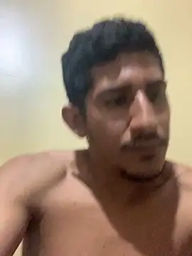 Snapshot of Andreson26 chatting on November 2025 05:59:01 PM Andreson26 online show from November 2025 05:59:01 PM