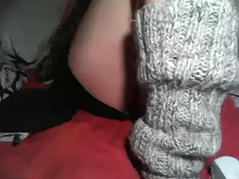 Snapshot of Alma_Evelynne chatting on September 2025 07:15:02 PM Alma Evelynne online show from September 2025 07:15:02 PM