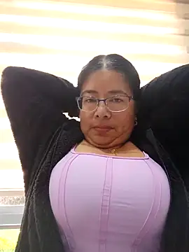 Snapshot of __valentina18 chatting on February 2025 01:39:02 PM valentina18 online show from February 2025 01:39:02 PM