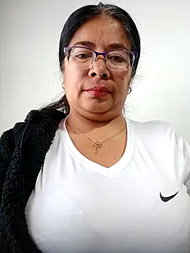 Snapshot of __valentina18 chatting on March 2025 01:20:01 PM valentina18 online show from March 2025 01:20:01 PM