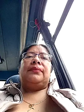 Snapshot of __valentina18 chatting on March 2025 04:40:02 PM valentina18 online show from March 2025 04:40:02 PM