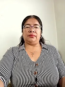 Snapshot of __valentina18 chatting on September 2025 01:03:01 PM valentina18 online show from September 2025 01:03:01 PM