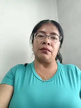 Snapshot of __valentina18 chatting on November 2025 07:18:02 PM valentina18 online show from November 2025 07:18:02 PM