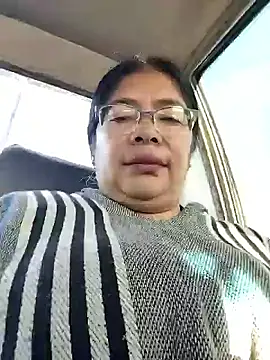 Snapshot of __valentina18 chatting on November 2025 12:18:01 PM valentina18 online show from November 2025 12:18:01 PM