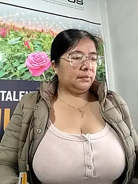   valentina18 online show from March 2026 01:07:02 PM