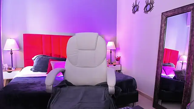 Snapshot of _Nicoletteshea_ chatting on October 2025 08:27:02 PM Nicoletteshea online show from October 2025 08:27:02 PM