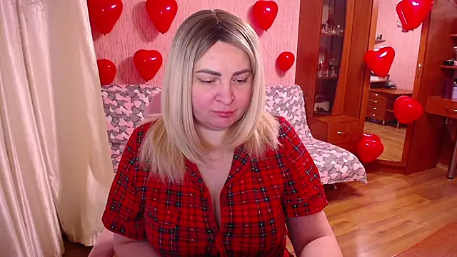 Snapshot of -MeowMeow chatting on February 2026 01:40:01 PM -MeowMeow online show from February 2026 01:40:01 PM
