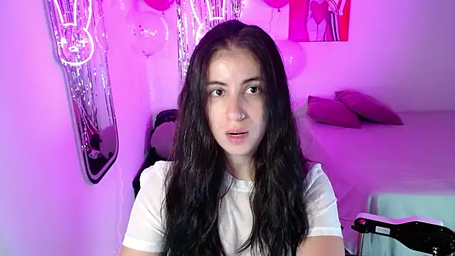 Snapshot of valentina_angel chatting on March 2026 03:24:02 AM valentina angel online show from March 2026 03:24:02 AM