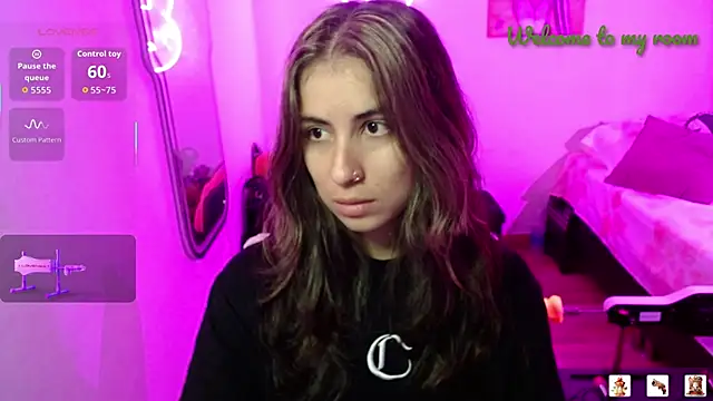 Snapshot of valentina_angel chatting on March 2026 02:48:01 AM valentina angel online show from March 2026 02:48:01 AM