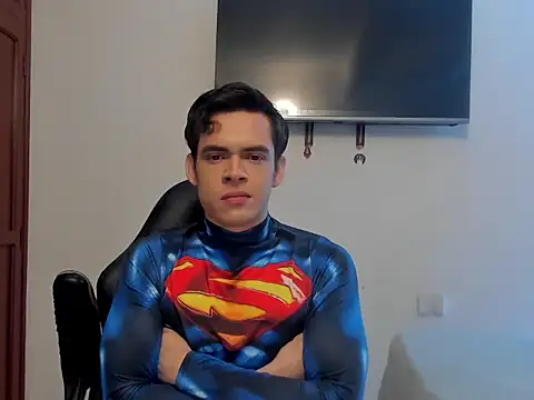 Lucian Gomez  online show from October 2025 01:22:01 AM
