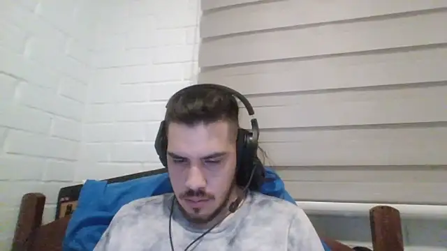 hung weeb online show from January 2025 03:15:01 AM