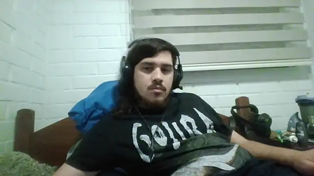 Snapshot of hung_weeb chatting on April 2026 02:26:02 AM hung weeb online show from April 2026 02:26:02 AM