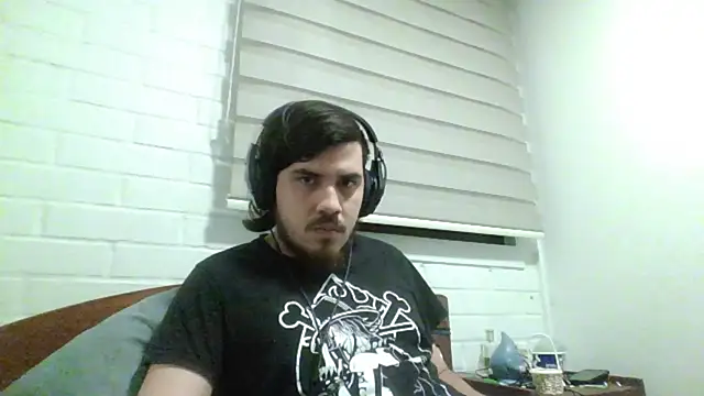 Snapshot of hung_weeb chatting on June 2026 02:42:01 AM hung weeb online show from June 2026 02:42:01 AM