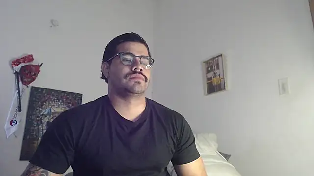 Snapshot of _Coddygold_ chatting on December 2024 12:06:01 PM  Coddygold  online show from December 2024 12:06:01 PM