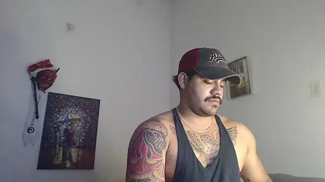 Snapshot of _Coddygold_ chatting on December 2024 11:20:01 PM  Coddygold  online show from December 2024 11:20:01 PM